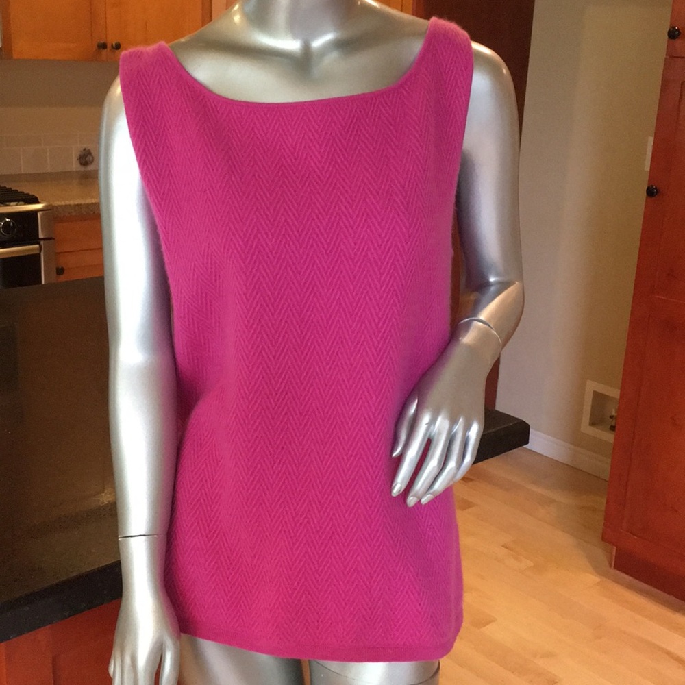 100% cashmere sleeveless sweater top